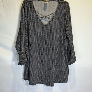 Faded Glory Woman Black 3X 22W-24W Pullover Top Printed 3/4 Bell Sleeves Stretch